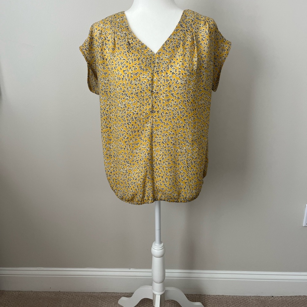 ✨2/$10 | Lands' End Yellow Floral Blouse